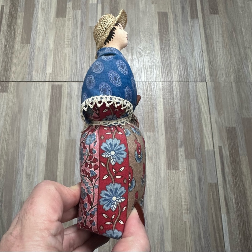 Vintage 1980’s American Heirloom Sachet/Pin Cushion Doll - Picture 3 of 9